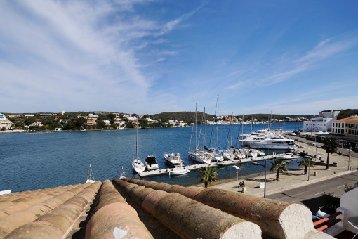 Duplex moderno en el Puerto de Mahon