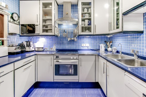 Cocina modern en color azul