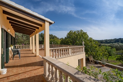 Casa de campo menorquina con piscina y grandes terrazas en Alayor