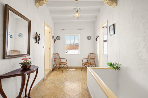 Casa para reformar con terraza y patio en el centro de Fornells