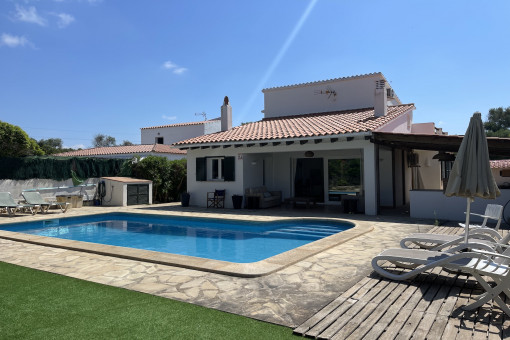 Finca con piscina en Binisafuller